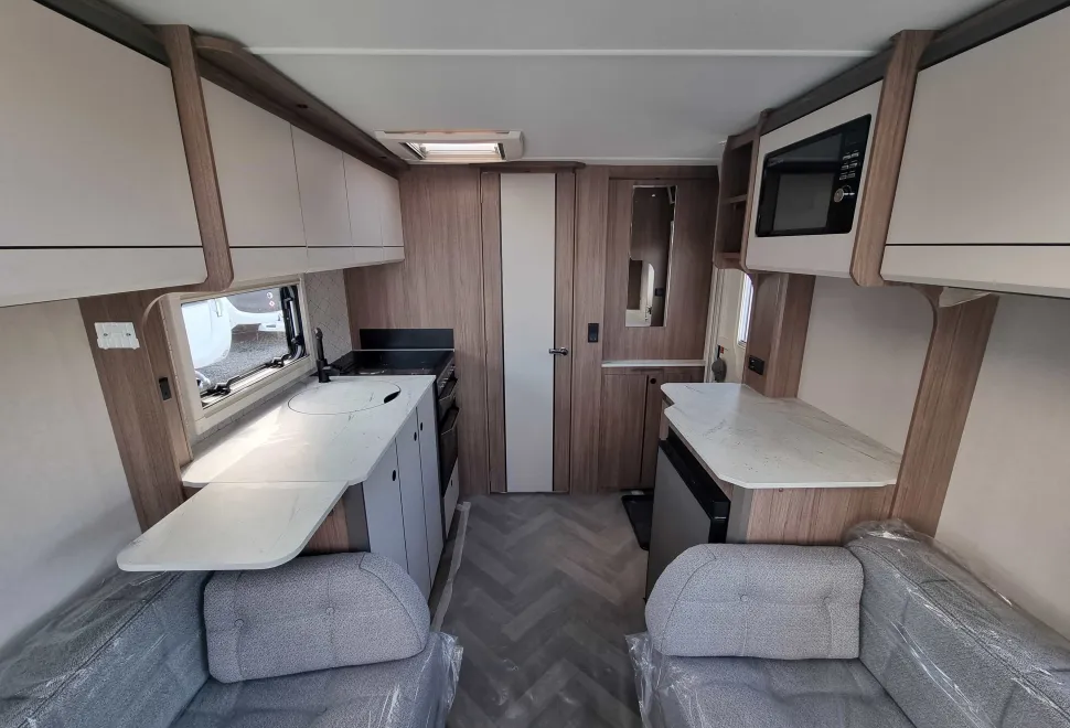 Coachman Acadia 460 2026