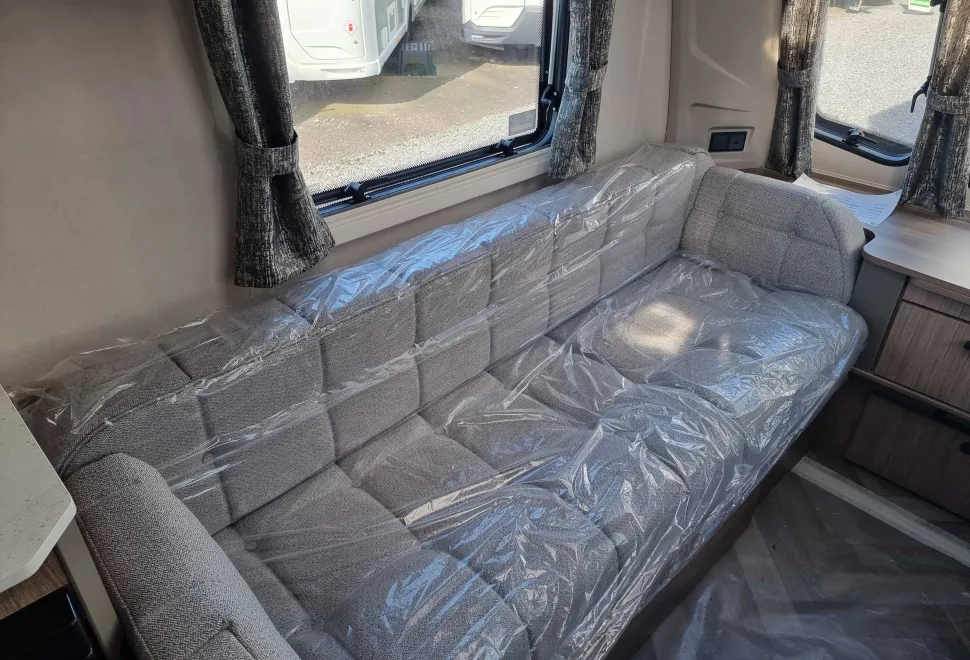 Coachman Acadia 460 2026