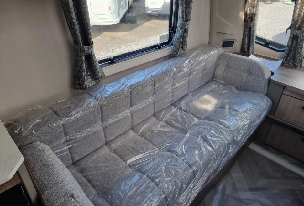 Coachman Acadia 460 2026