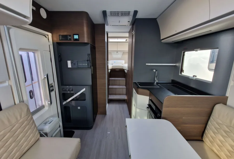 Adria Supersonic eme 700 DL 2024