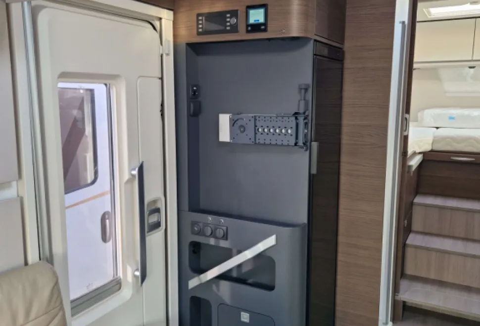 Adria Supersonic eme 700 DL 2024