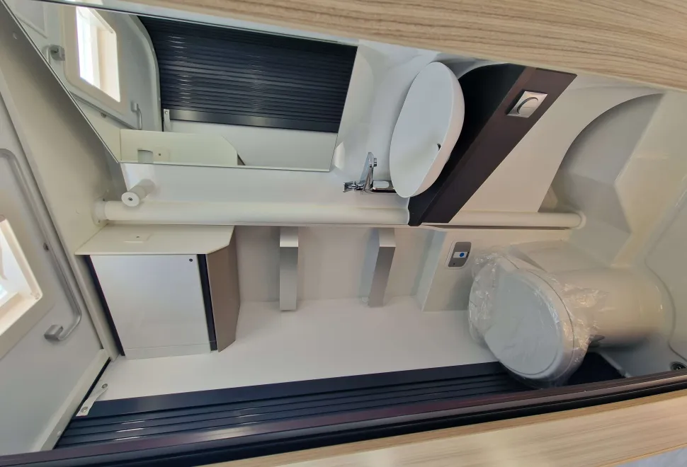 Adria Compact Supreme DL 2026