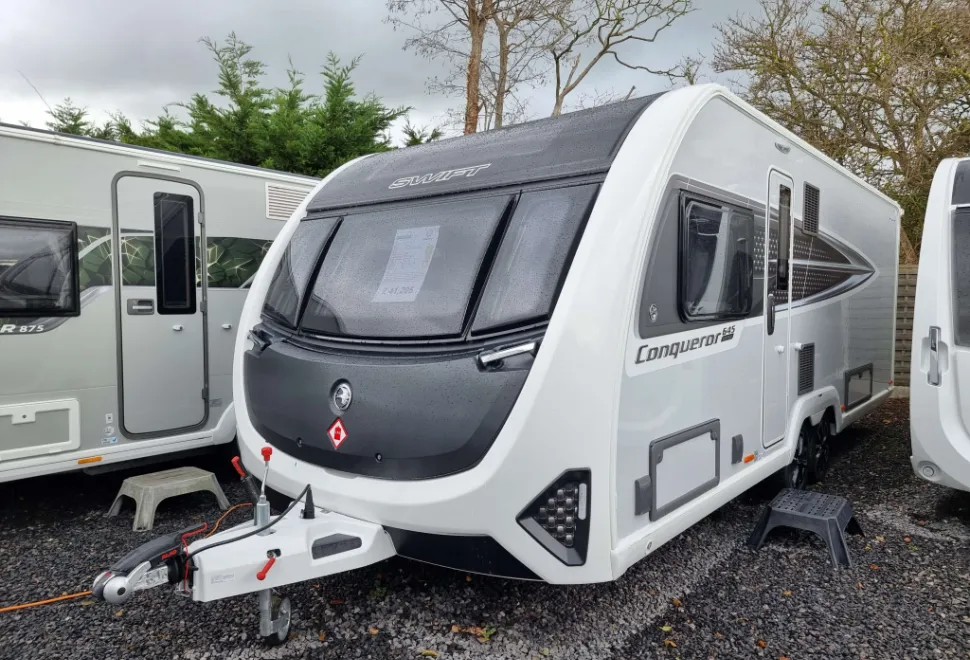 Swift Conqueror Grande 645 2026