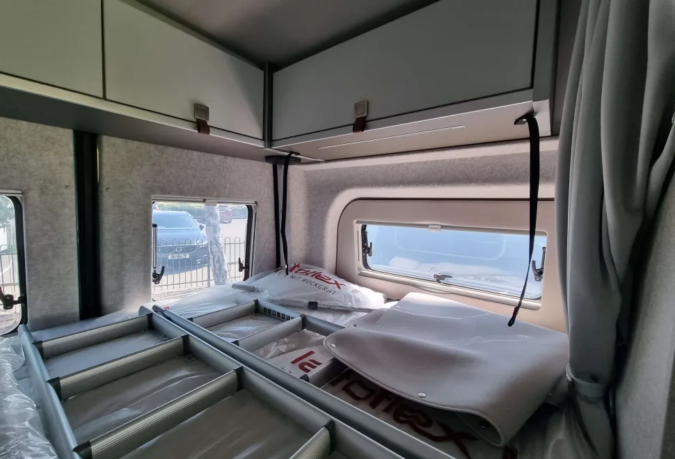 Hymer Grand Canyon S Crossover Pop-up 2026