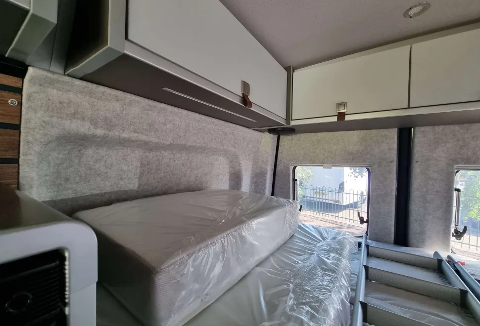 Hymer Grand Canyon S Crossover Pop-up 2026