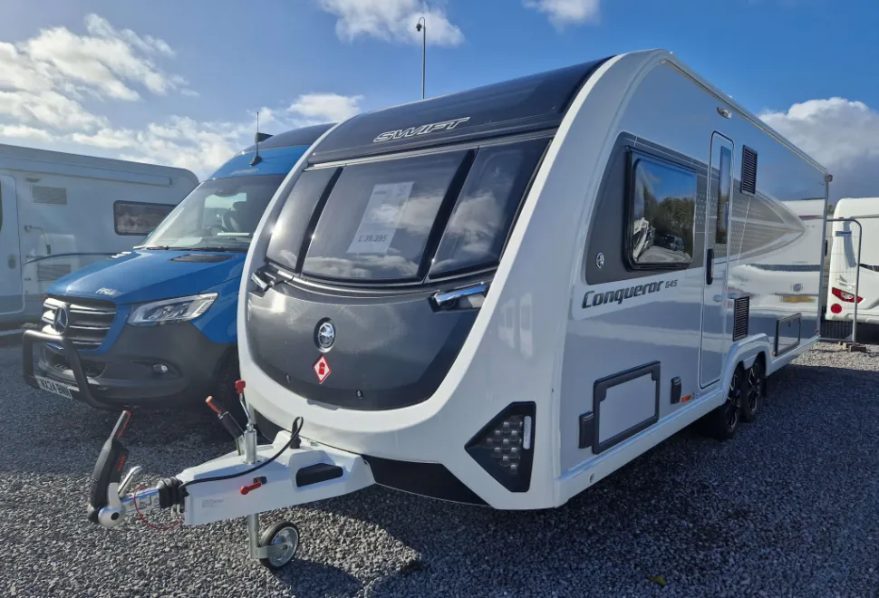 Swift Conqueror Grande 645 2026