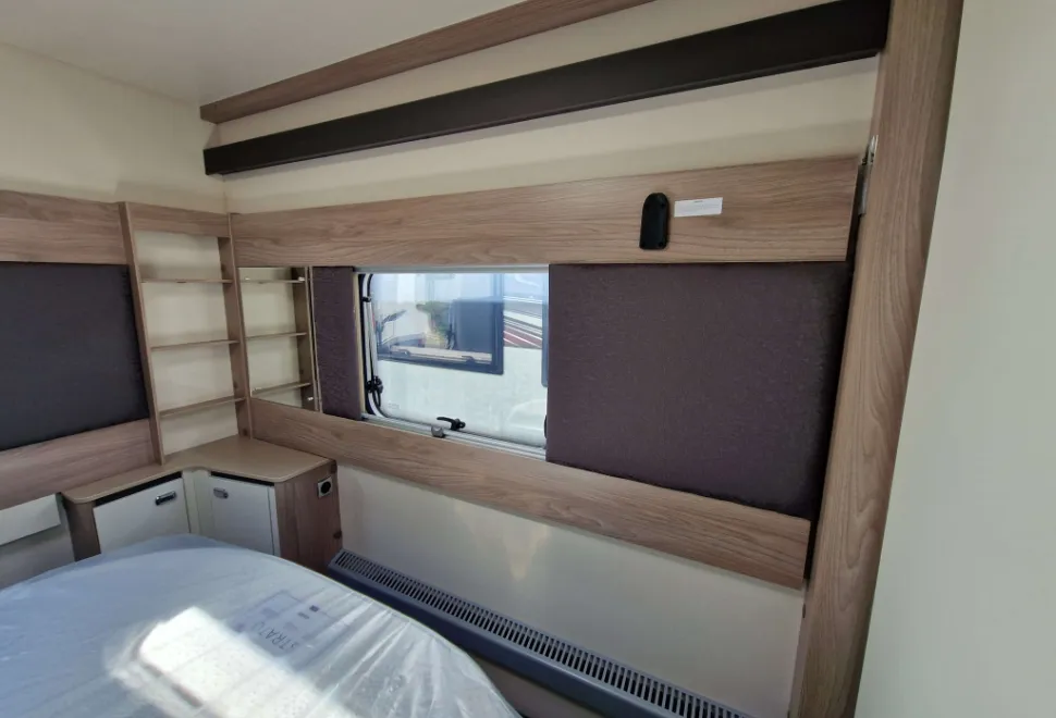 Swift Conqueror Grande 560 L 2026