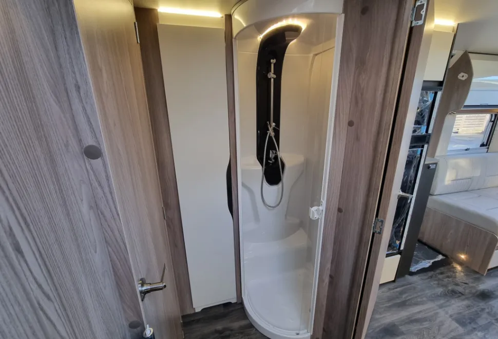 Swift Elegance Grande 835 2026