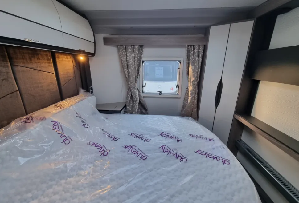 Swift Elegance Grande 835 2026