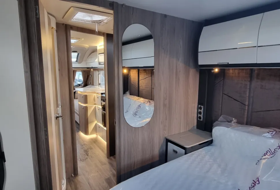 Swift Elegance Grande 835 2026