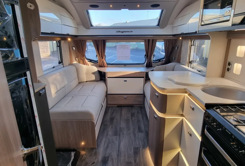 Swift Elegance Grande 835 2026
