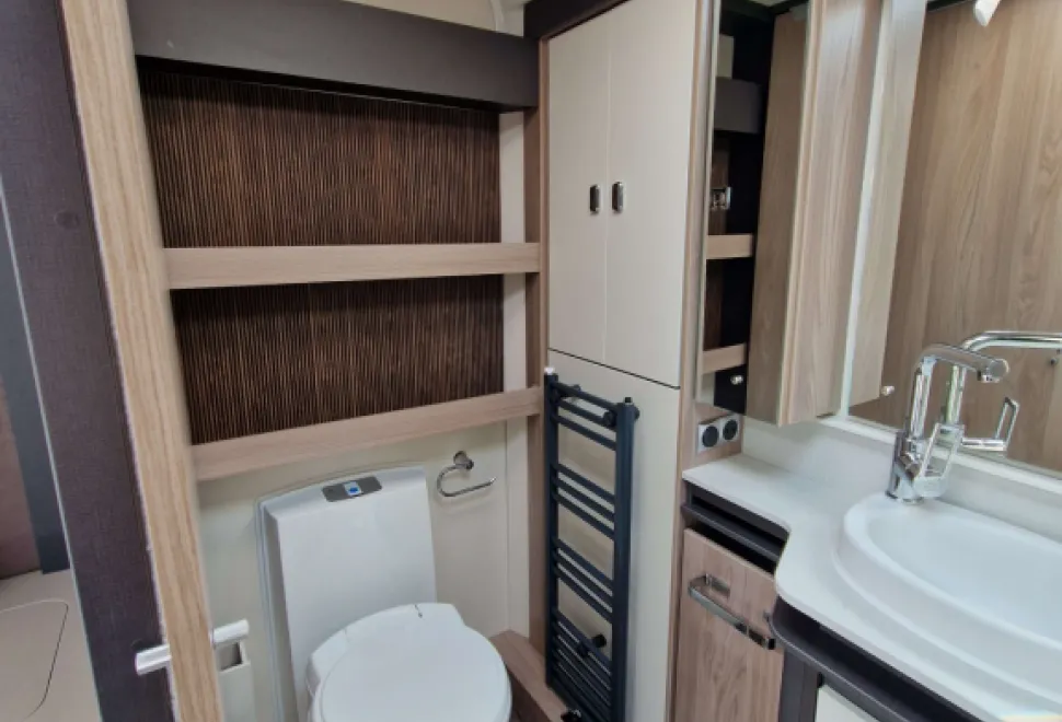 Swift Elegance Grande 845 2026
