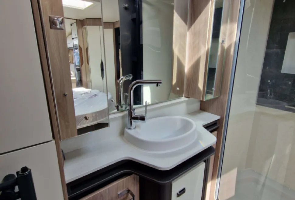 Swift Elegance Grande 845 2026