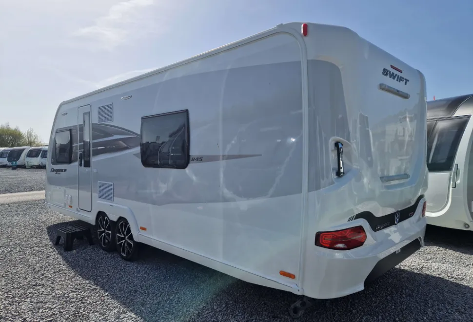 Swift Elegance Grande 845 2026
