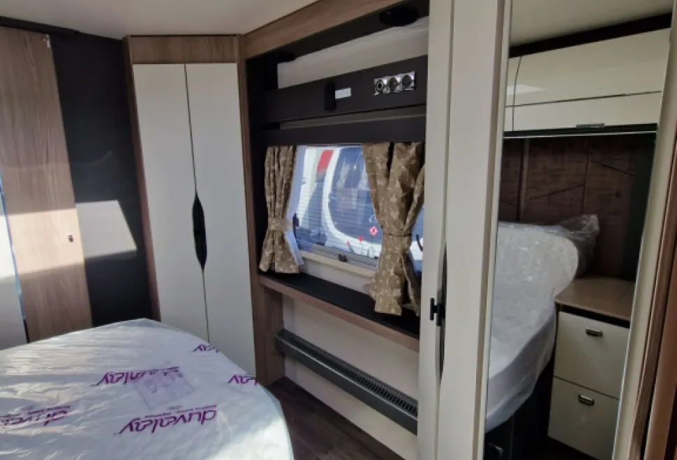 Swift Elegance Grande 845 2026