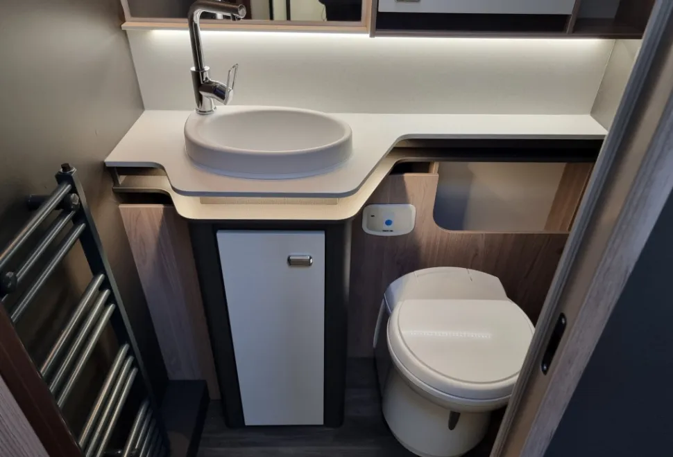 Swift Elegance Grande 860 2026