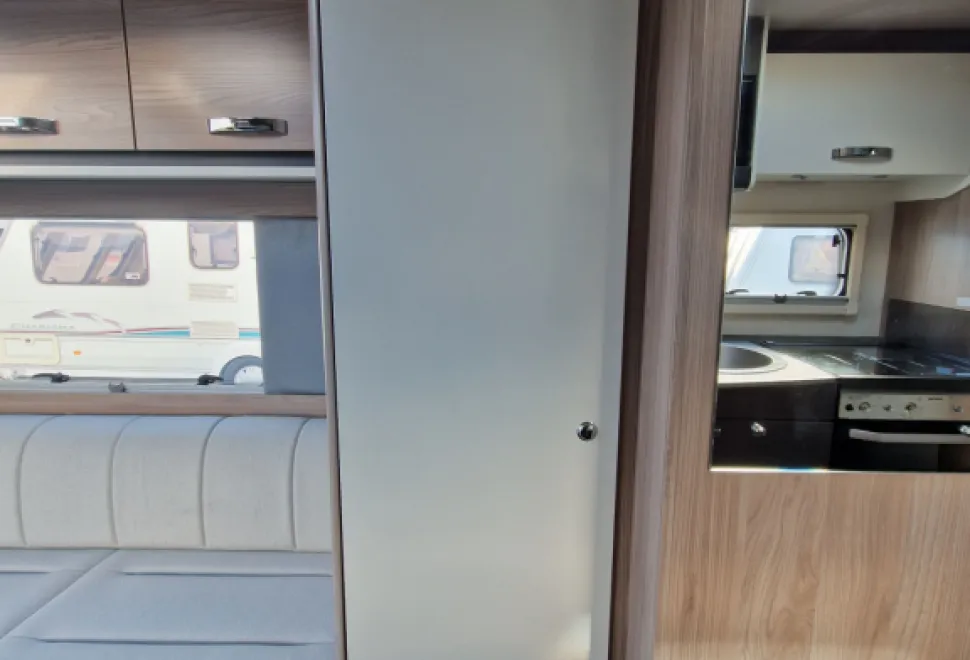 Swift Challenger 590 2026