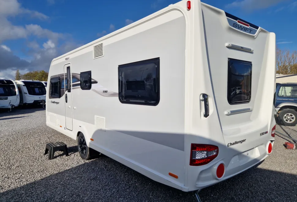 Swift Challenger 590 2026
