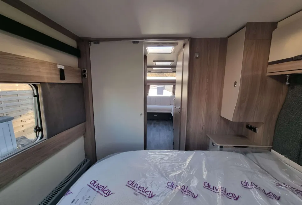 Swift Conqueror Grande 560 L 2026