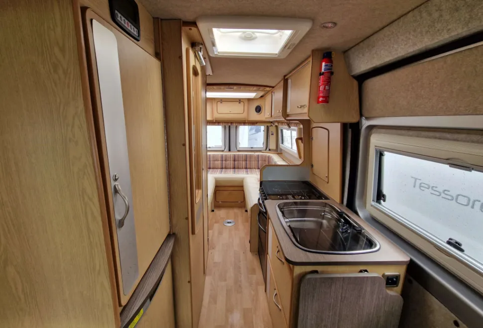 IH  630 RL 2015