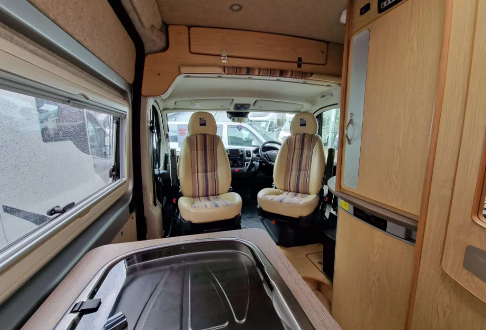 IH  630 RL 2015