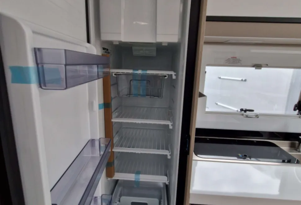 Adria Compact Supreme DL 2025