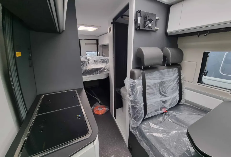Adria  Twin Supreme 640 SGX 2025
