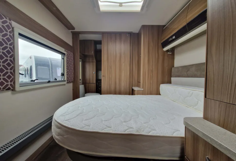 Swift Conqueror 580 2018