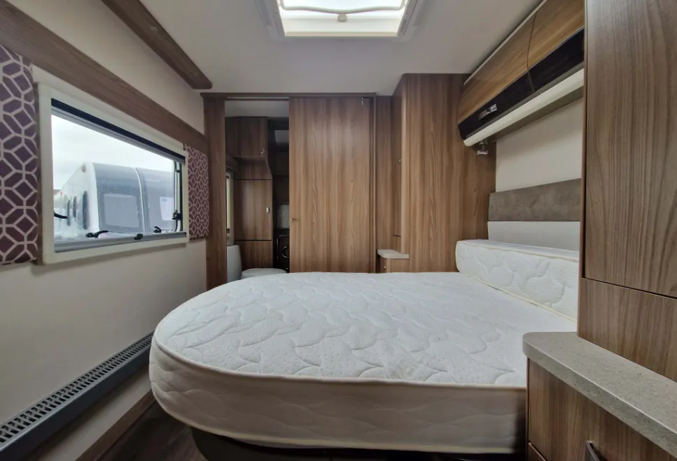 Swift Conqueror 580 2018