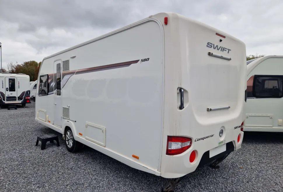 Swift Conqueror 580 2018