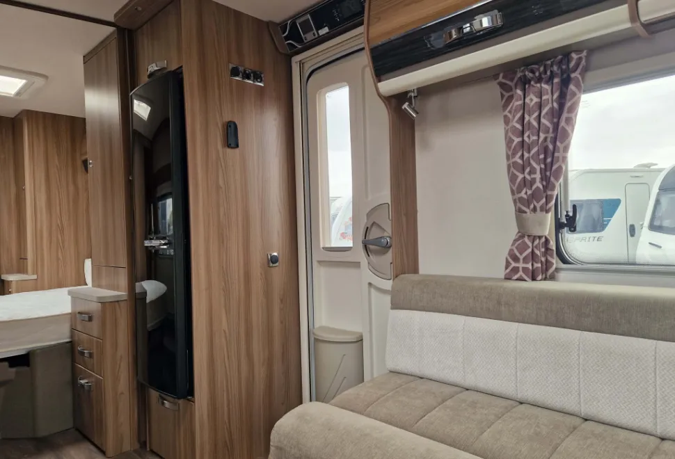 Swift Conqueror 580 2018