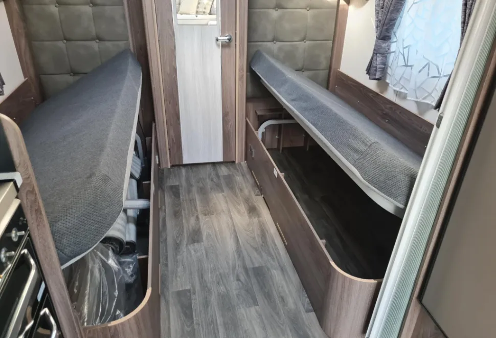 Coachman Lusso I 2025