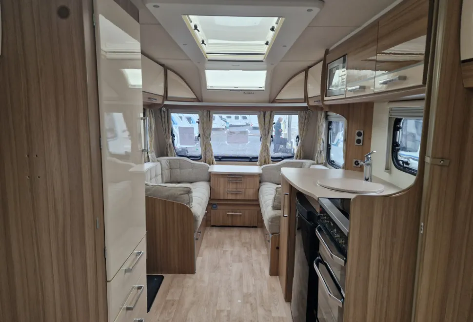 Lunar Clubman SB 2017