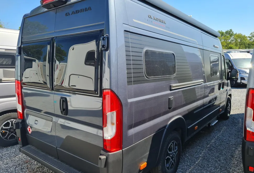 Adria Twin Twin Supreme 640 SLB 2026