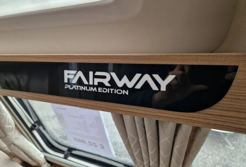 Swift Platinum Fairway 580 2021