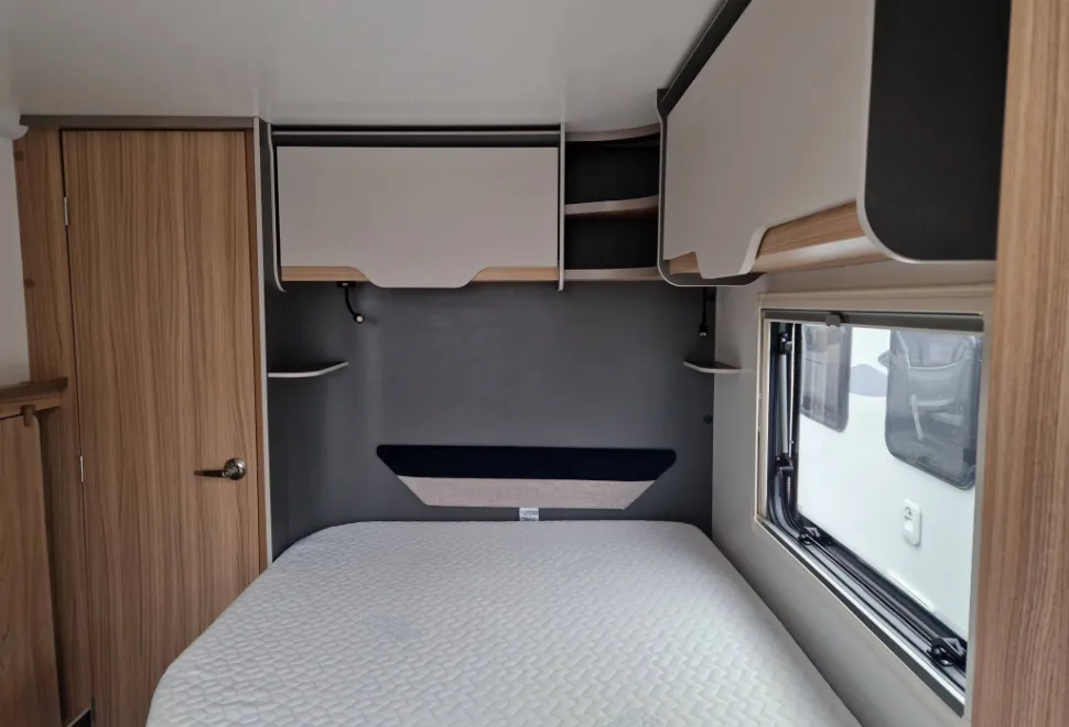 Bailey Discovery Plus D4-4 2024