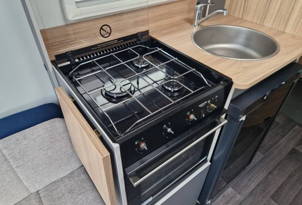Bailey Discovery Plus D4-4 2024