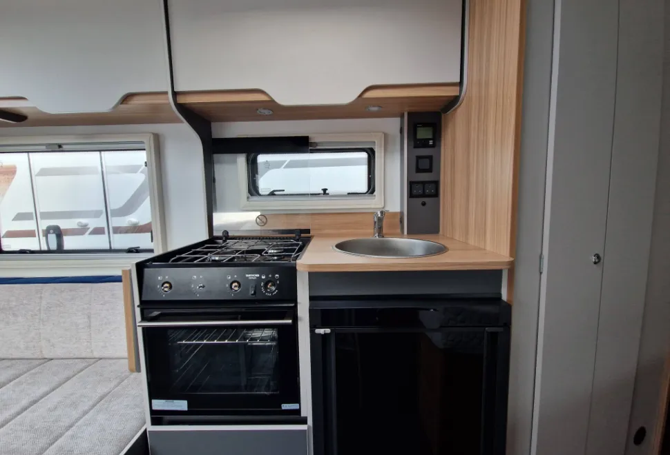 Bailey Discovery Plus D4-4 2024