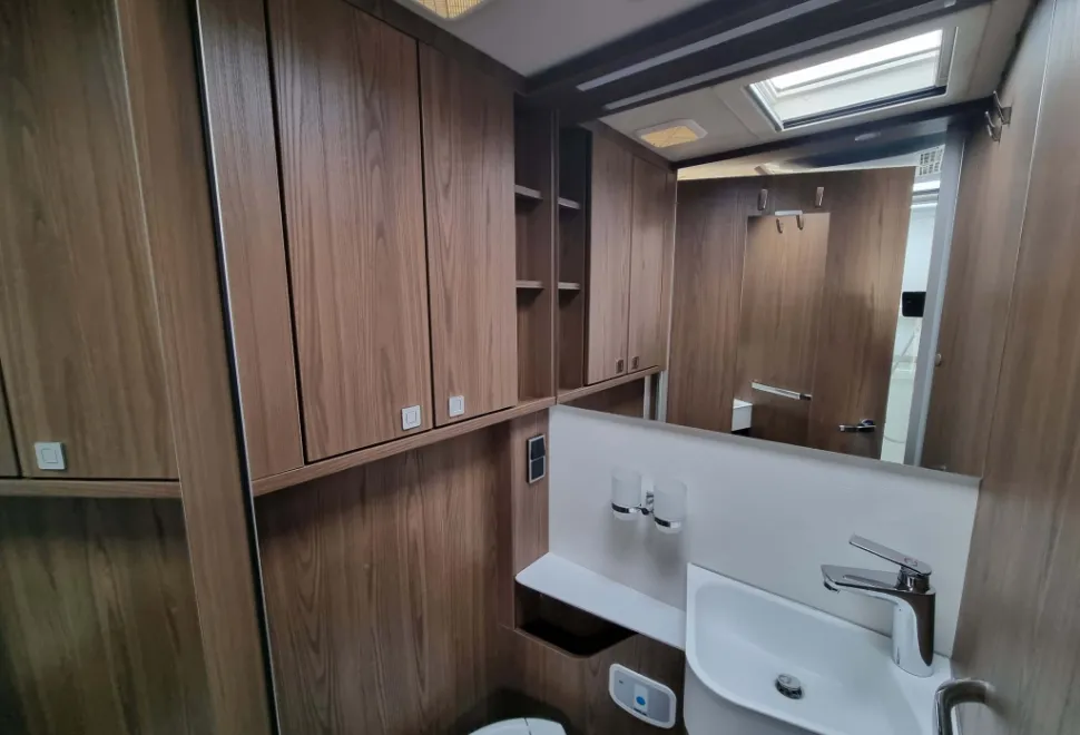 Hymer B-Class MasterLine I 790 2024