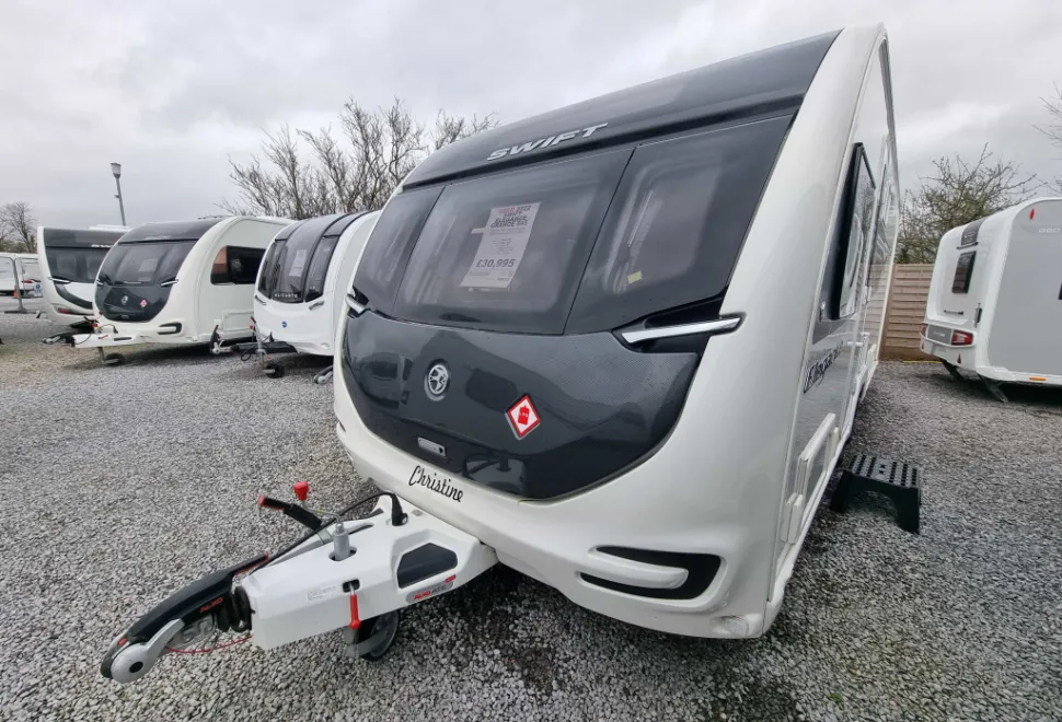 Swift Elegance Grande 845 2022