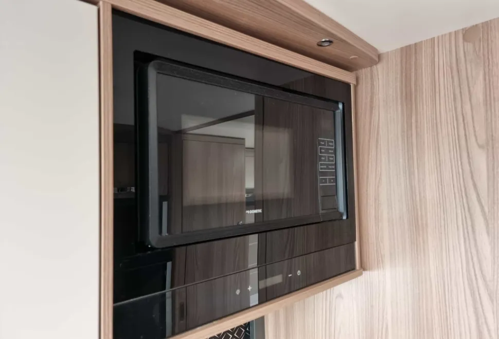 Swift Elegance Grande 845 2022