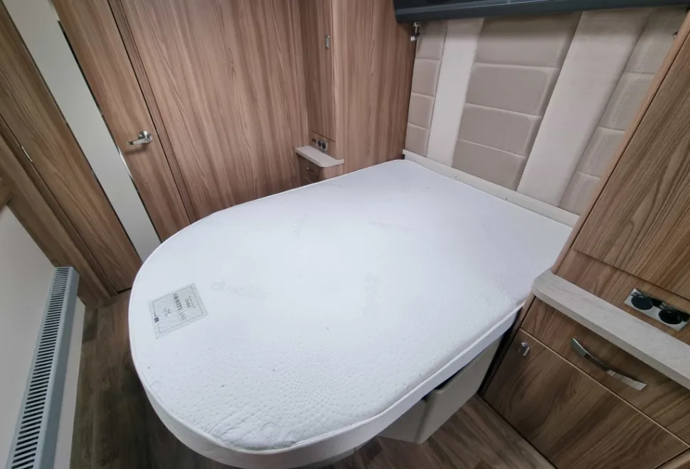 Swift Elegance Grande 845 2022