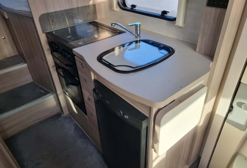 Elddis Sunseeker 194 2024