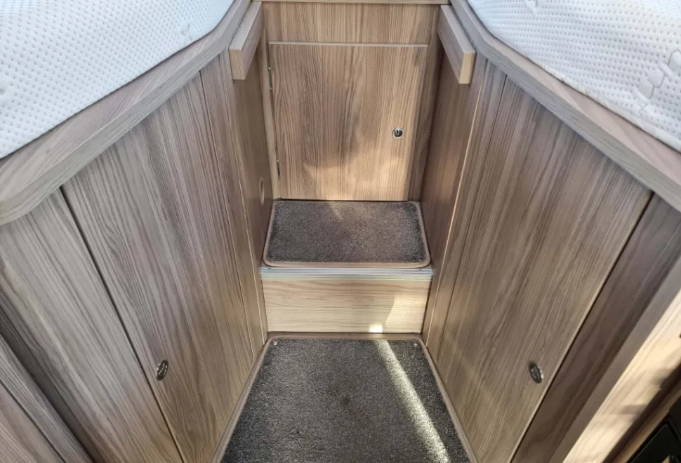 Elddis Sunseeker 194 2024