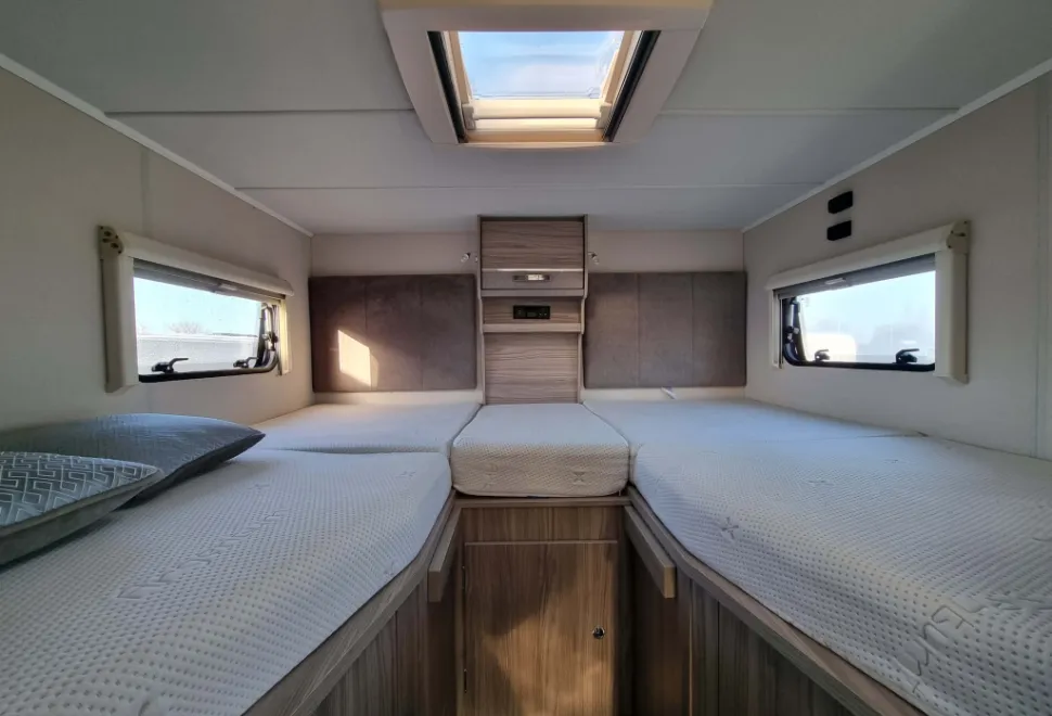 Elddis Sunseeker 194 2024