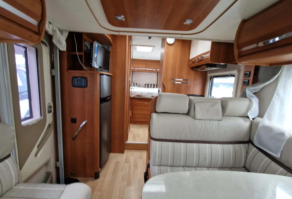 Rapido Series 6 691 FF 2014