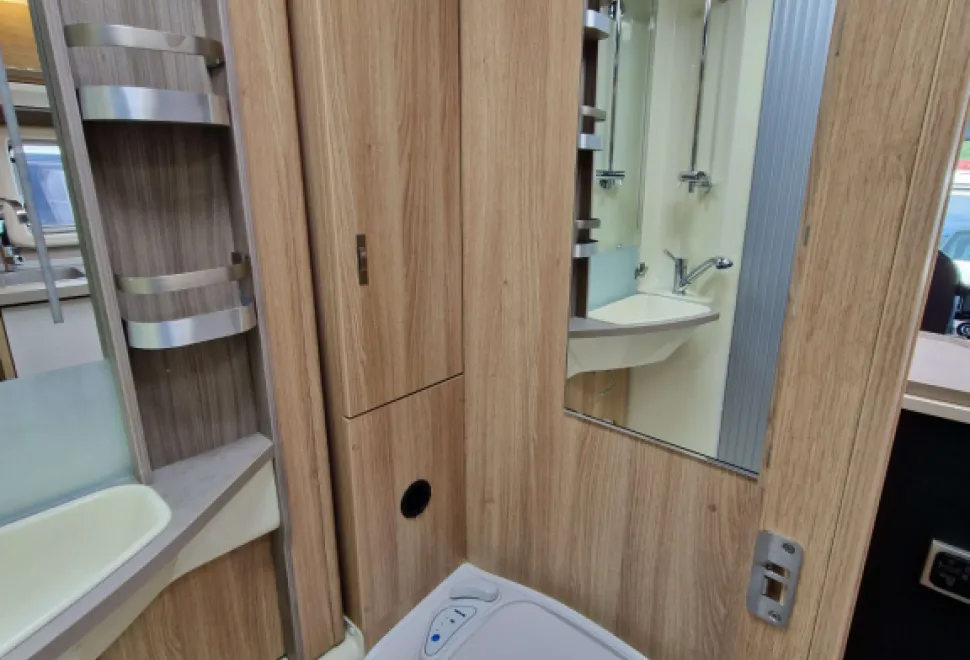 Knaus  SKY I 700 LG 2019
