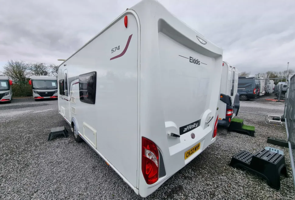 Elddis Affinity 574 2016