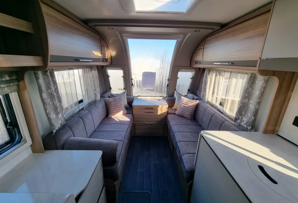 Bailey  Unicorn Deluxe Seville 2025
