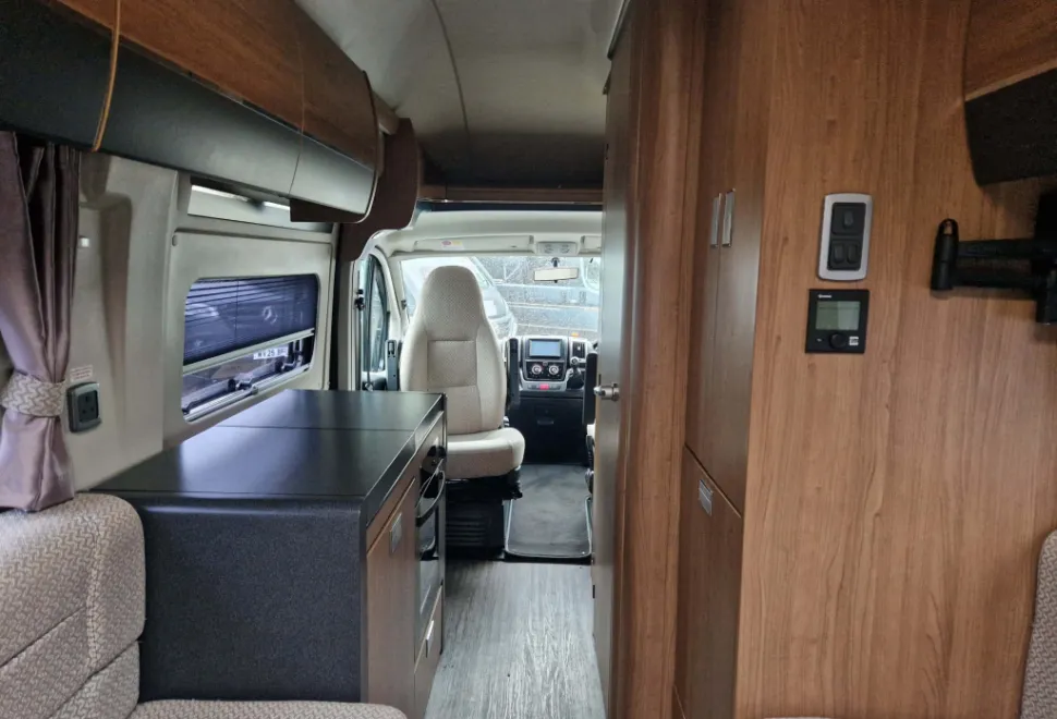 Auto-Trail V-Line 610 2014